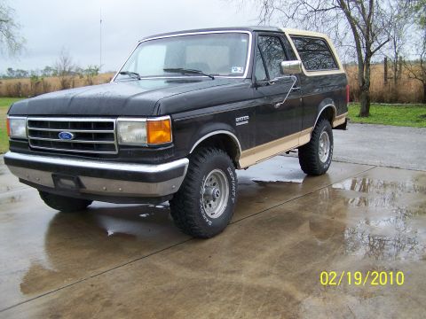 1991 Ford Bronco photo
