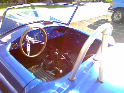 2006 Ford E350 - Not mine, but just showing another pic of the car that was taken with my Ranger in the previous picture.