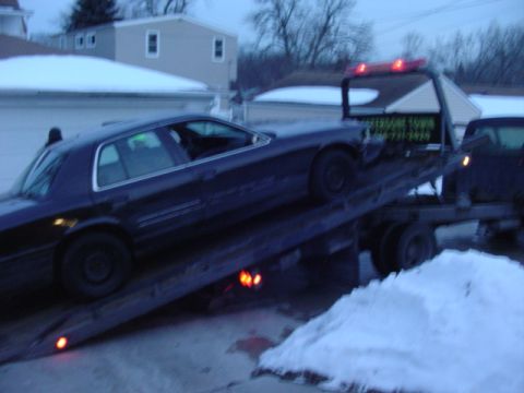 2000 Ford Crown Victoria photo