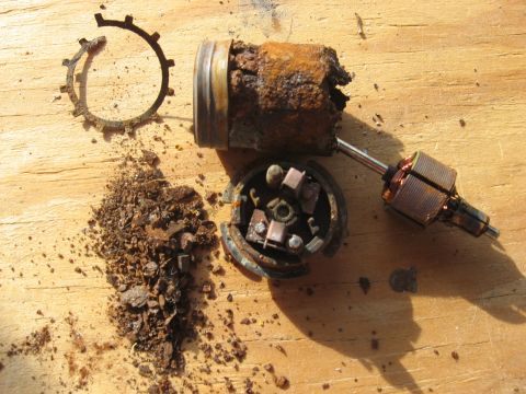 1996 Ford Bronco - Solvent Pump