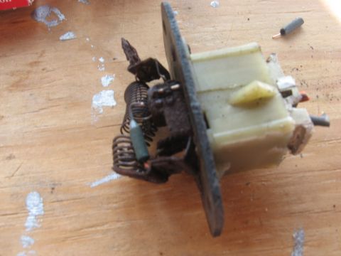 1996 Ford Bronco - Old resistor, connections rusted on had to cut wires and by new wire harness
