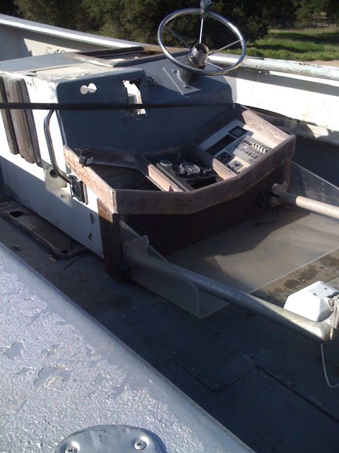 1992 Tracker Pro “Pro Deep V16”