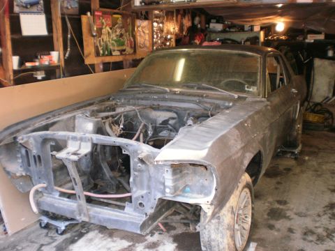 1967 Ford Galaxie - Time to start sand blasting the car down