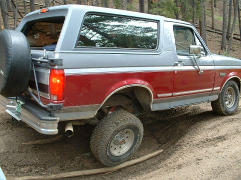 1994 Ford Bronco - Same spot, just a compair shot to my cousins jeep in the next picture.