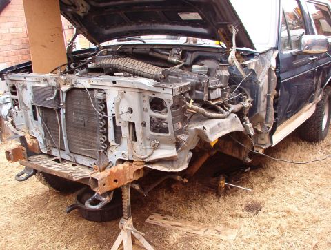 1993 Ford Bronco - So I pulled the axle out & stripped it down. I'll probably buy a used axle assembly & just install the driver's side. The diff also struck…