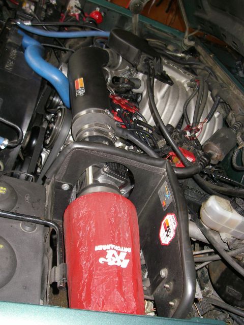 1990 Ford Bronco - K&N Intake Air Tube