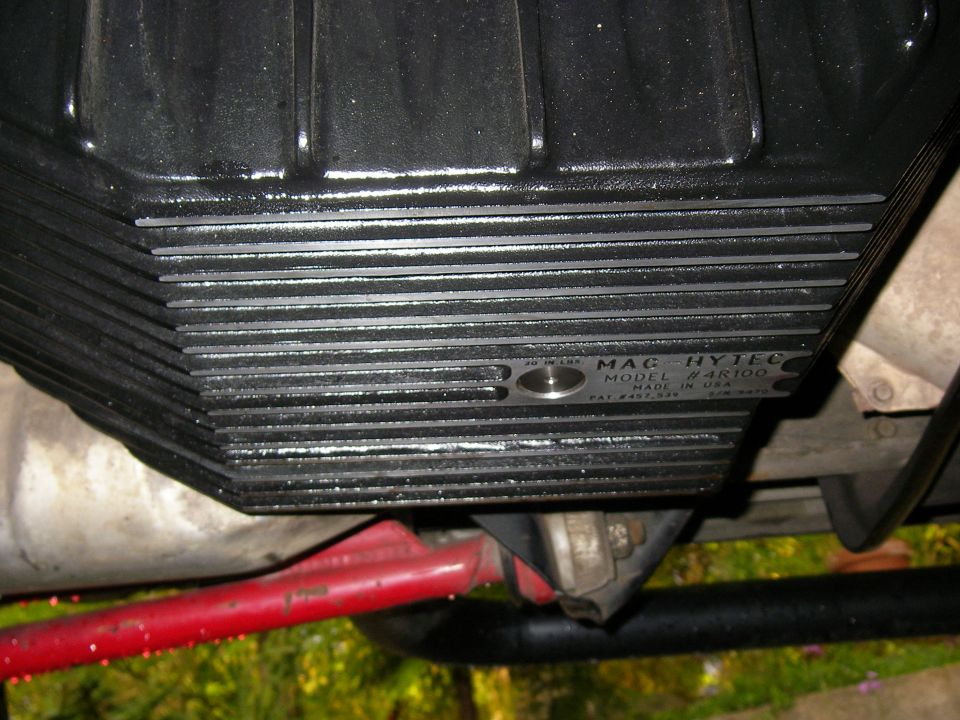 Mag Hytec E4OD  23 Quart Transmission Pan w/Amsoil ATF