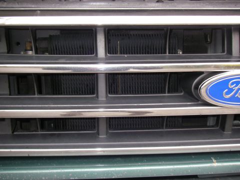 1990 Ford Bronco - B&M Racing 29,200 BTU Transmission Oil Cooler