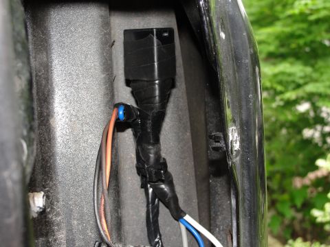 1995 Ford Bronco - Anti feedback relay