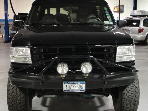 1995 Ford Bronco - New clear leanes installed