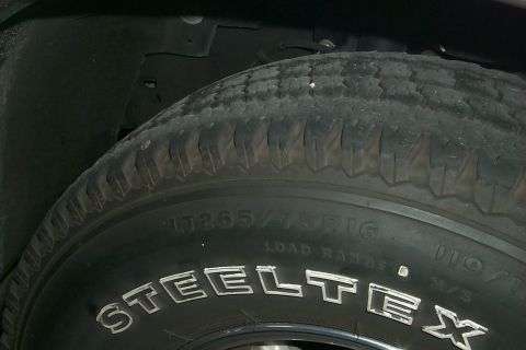 2001 Ford Excursion photo