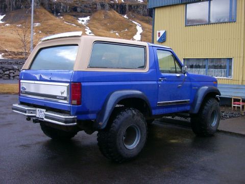 1986 Ford Bronco - This 1986 Ford Bronco features a lifted suspension and off-road tires, ready for adventure.
