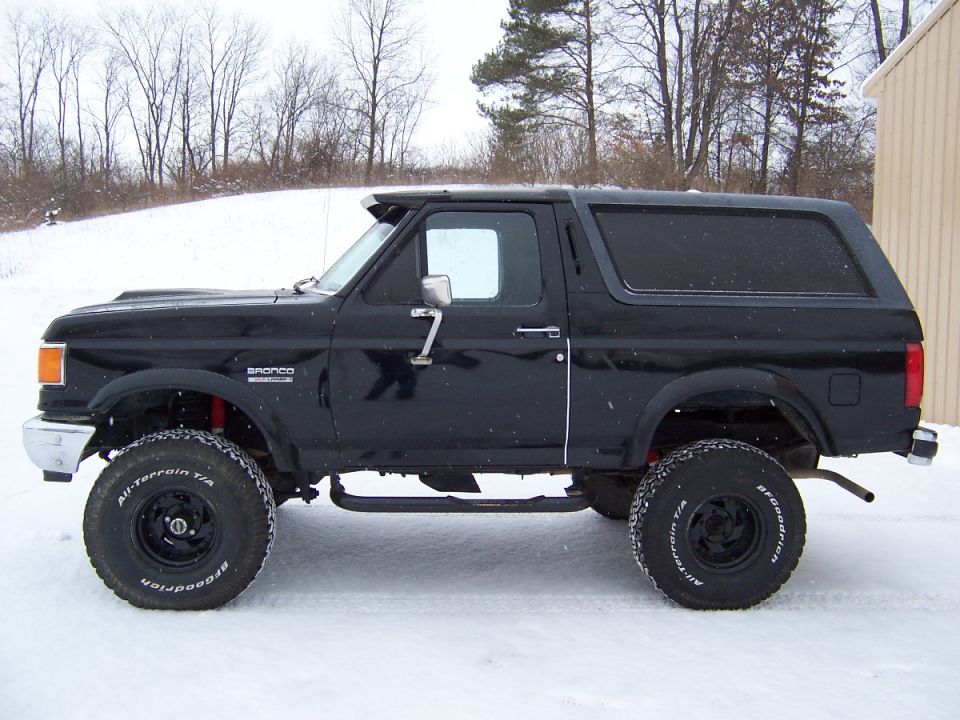 1988 Ford Bronco “Black Sugar”