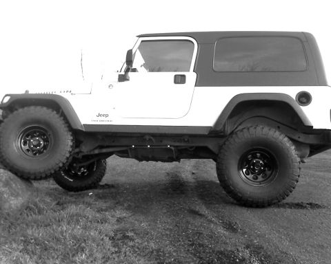 2005 Jeep Wrangler - welp, a 1" body lift is coming soon to clear those meats on the trail..