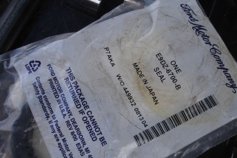 1995 Ford Taurus - This package contains a Ford Motor Company seal, part number E9DZ-6700-B, manufactured in Japan.