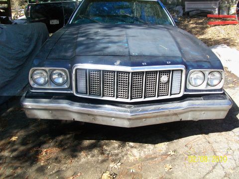 1973 Ford Ranchero - Front view of a 1973 Ford Ranchero showing its distinctive grille and headlights.