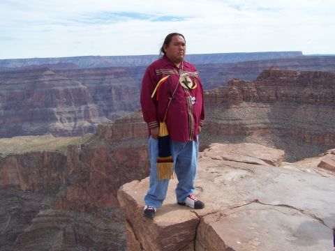 1978 Ford Bronco - Look how close our Indian guide is to the edge! 4000 feet down. His name was Larry!