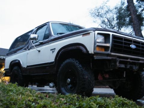 1982 Ford Bronco - This two-tone Ford Bronco shows a body style consistent with the early 1980s.