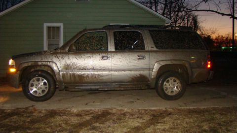 2002 Chevrolet Suburban - a little dirty