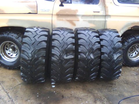 1978 Ford Bronco - Bought Some 40 Inch Ground Hawgs, Was Planning On Doing A 9 Inch Lift But Stuff Came Up And HAd To Sell Them So I Went To A 4 Inch. (Not On…