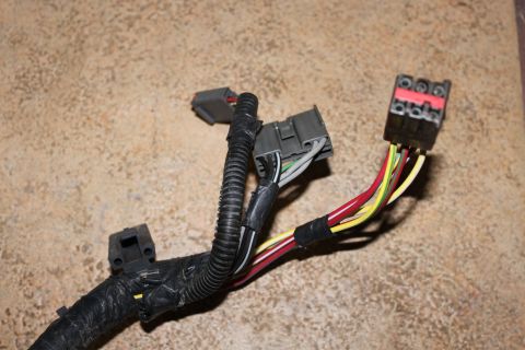 2007 Ford Crown Victoria - 2003 connector view. left to right 1. side air bag module impact (2 wire connector) 2. basic seat connector (14 wire connector) 3. power se…