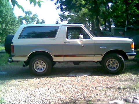 1989 Ford Bronco photo