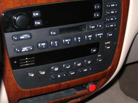 2003 Ford Taurus - Passenger eject button