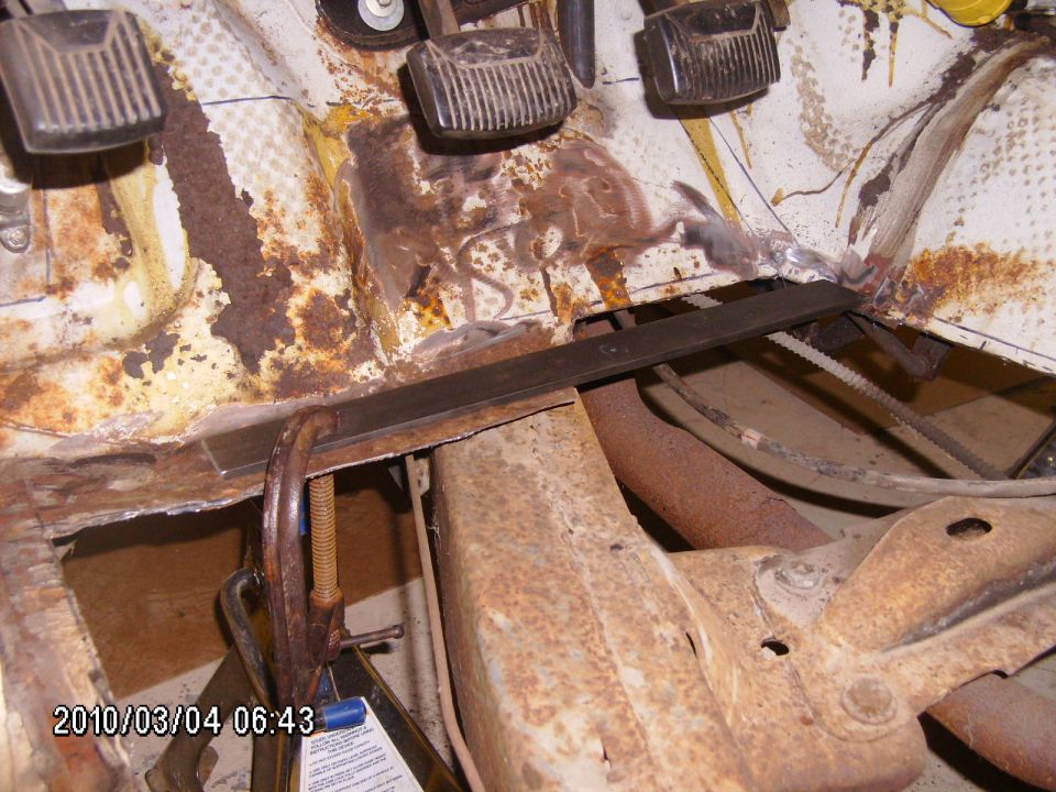 heel support bar