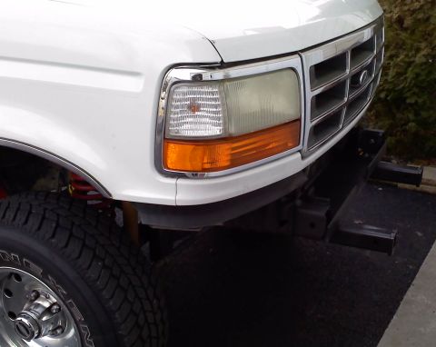 1996 Ford Bronco - winch plate side view