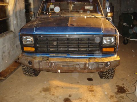 1985 Ford F-150 - This pickup truck has a distinctive grille and headlight design, suggesting an earlier model year than claimed.