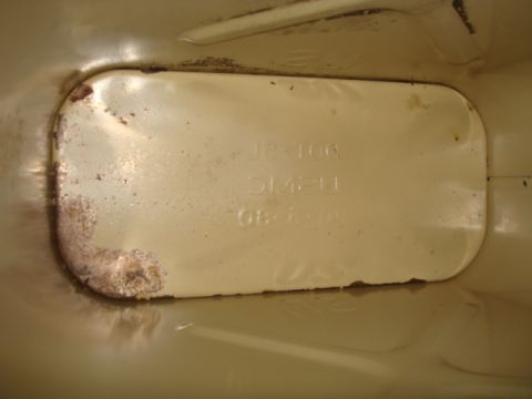 1995 Ford Bronco - Military Fuel Can (inside)