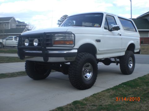 1995 Ford Bronco photo