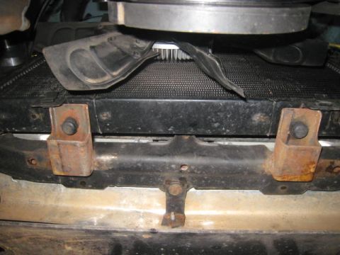 1976 Ford F-250 - Rad mounts