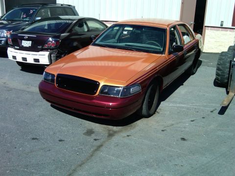 1999 Ford Crown Victoria “Redskins”
