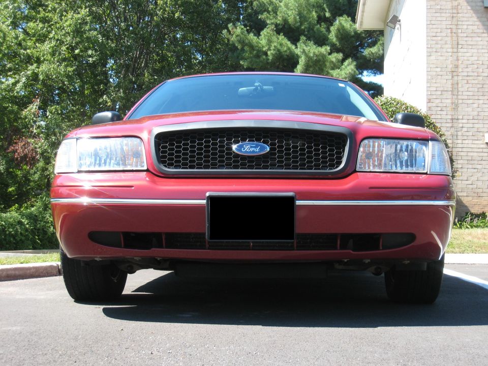 2003 Ford Crown Victoria “Vicky”