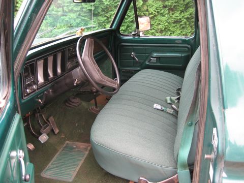 1979 Ford F-150 - interior when i got home