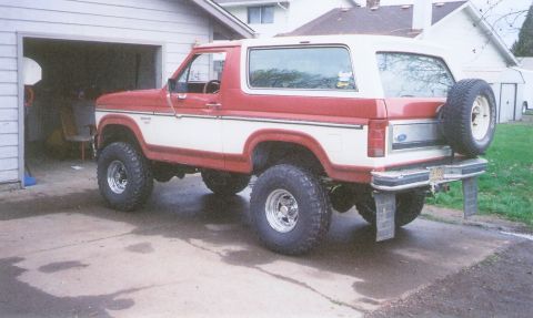 1985 Ford Bronco photo