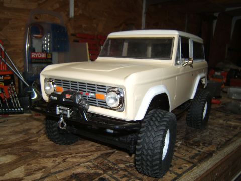 1988 Ford Bronco - This is a radio-controlled model of a 1978 Ford Bronco, not a 1988 model.