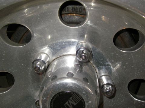 1990 Ford Bronco - Alcoa Lug Nuts