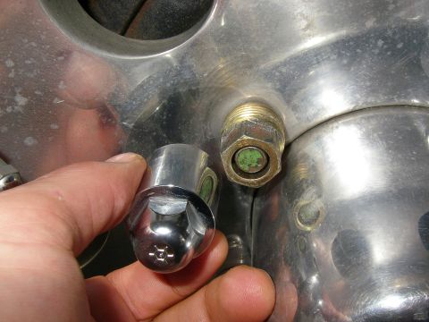 1990 Ford Bronco - Alcoa Lug Nut Caps
