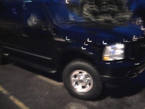2004 Ford Excursion photo