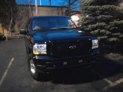 2004 Ford Excursion photo