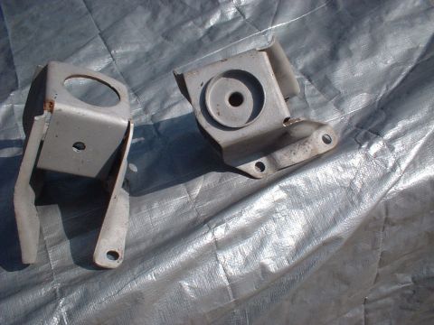 1964 Ford Fairlane - Rear spring front hangers.