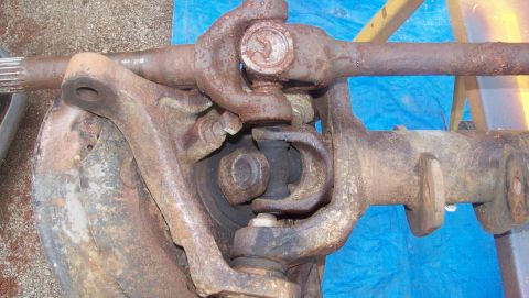 1989 Ford Bronco - closed knuckles axle shaft compared to regular