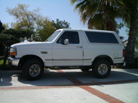 1992 Ford Bronco photo