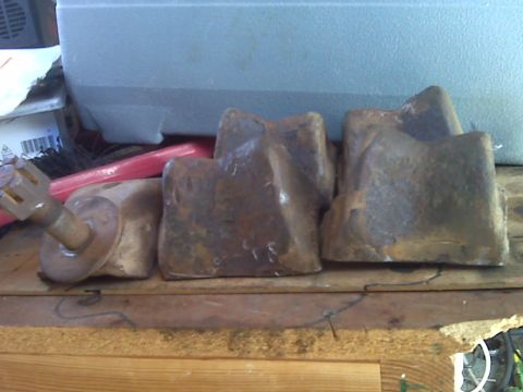 1983 Ford Bronco - 4 sale c wedges and panhard bar mount i cut them off my dana 44 cuz im going leaf spring. they go with the radius arms and bushings and the…