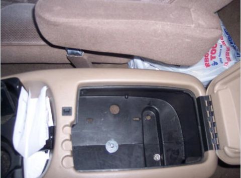 1993 Ford Bronco - F-150 console in bronco