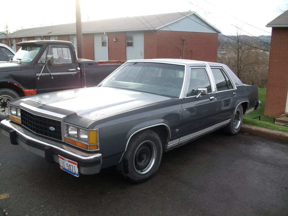 1987 Ford Crown Victoria LTD “maybellene”