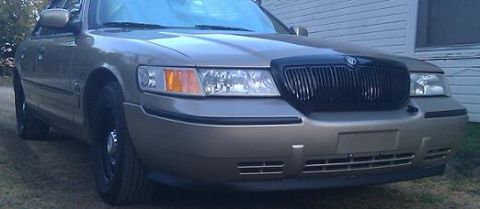 2000 Mercury Grand Marquis - This 2000 Mercury Grand Marquis is shown from a 3q-front angle, highlighting its distinctive black grille.