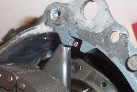 1990 Ford Bronco - As a note of interest, here you can see the oil pump locator arm and the notch in the case in which it resides (and eventually eats thru)